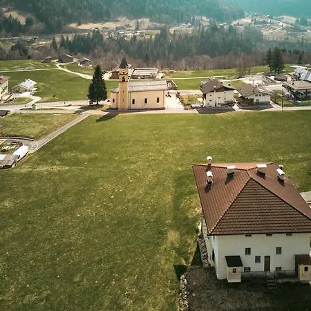 Conte Moro, Ospitalità In Vanoi Chalet *